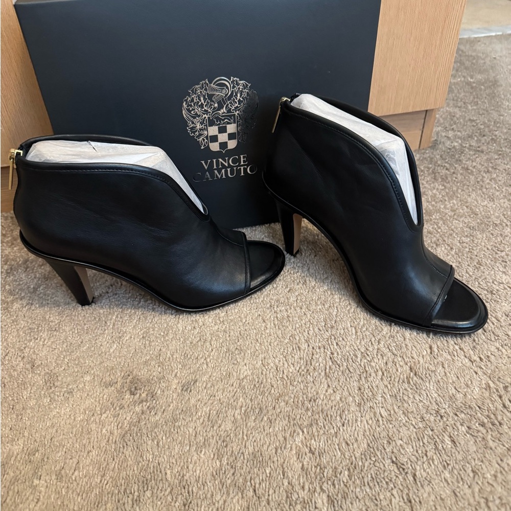 Vince Camaro open toe booties